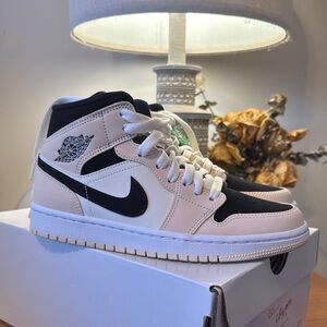 Nike Air Jordan High-Top Sneakers